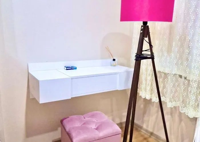 Barbie - Girls Only *