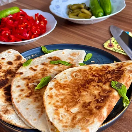 Barbie - Girls Only B&B *